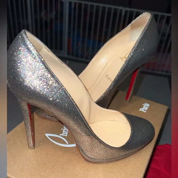 Silver Glitter christian louboutin heels in good condition - Picture 1 of 9